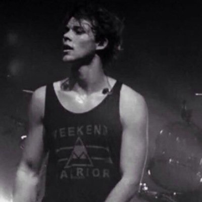 punkrockashtxn Profile Picture