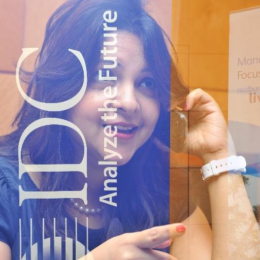 RonitaDXB's profile picture. 