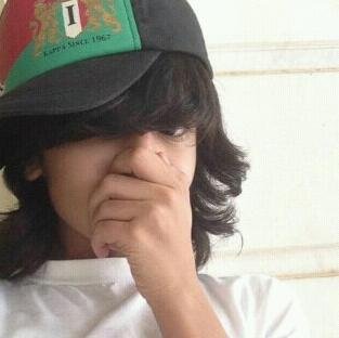 ‏‏حنا ارعد والبرق  وحنا اسماء والارض لصر فلارض نقصان وحنا بني وازع ونشد الكل عنا