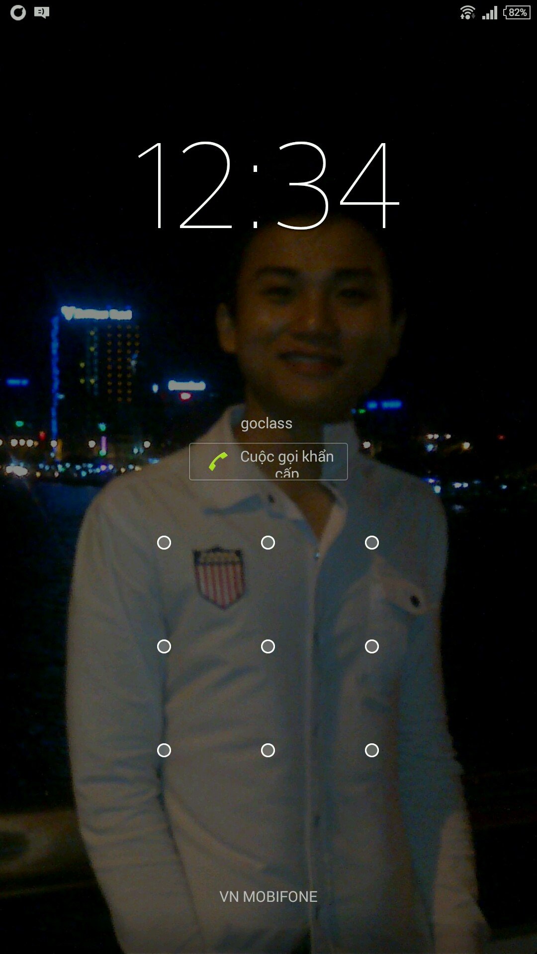 thinhclass's profile picture. 