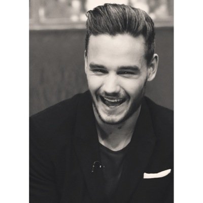 @redglitterharry gave you this free follow because she thinks you are beautiful