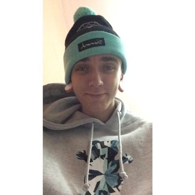 Facebook: Chris Medina. / Snapchat : chrismediina / Instagram: chrismediina /