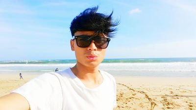 hello... my name is robby..
..my dream to become a famous and influential drummers in the world....  ^_^
i like music,, and music it's my life