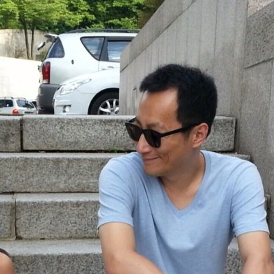 hoikoo's profile picture. 건축을 하고 이런 저런 디자인도 합니다. 행복하게 일하고 즐겁게 살려고 노력합니다. 가훈은 노는게 젤 좋아. architect, designer