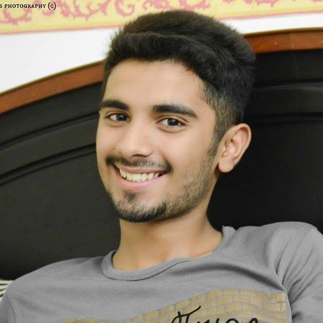 Sukran_AwaX's profile picture. #16 #FutureEngeenier 
#TeamPhaddayBaz  #BusHurnHathKadoNa