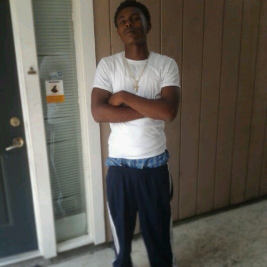 GET YO HUSTLE ON I PROMISE YOU WILL LIVE A BETTER LIFE. #YMM #RIPMOMO