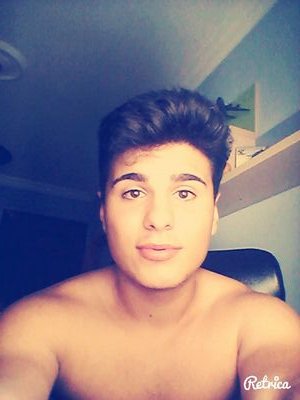 Andres16GF's profile picture. 15/No me compares,disfrutame. Demasiadas vueltas da la vida.