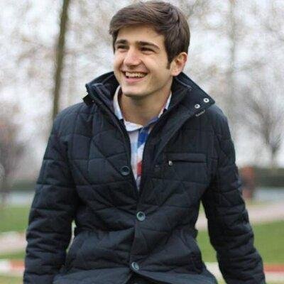 vazgecılmezlerım oldunuz artık en buyuk hayalım bı gun sızınle tanısmak