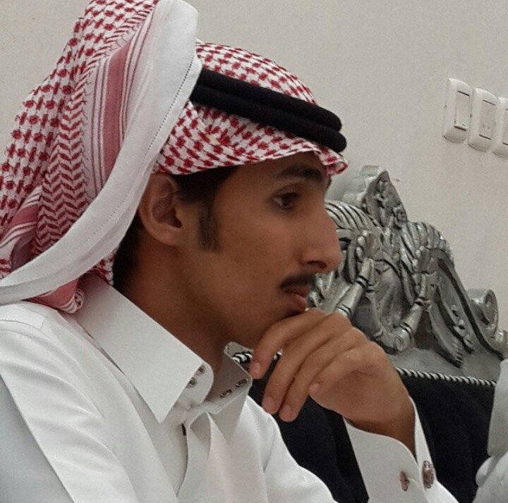 ‏‏‏‏‏‏‏ ﻻتنخدع بالمظاهر..... فهدوء المقابر ﻻيعني ان الجميع في الجنة                             (فولو ابو يومين خله لك)