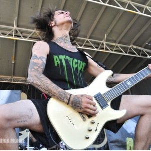DO YOU LiKE METALCORE？
I'm Mr.Rt man