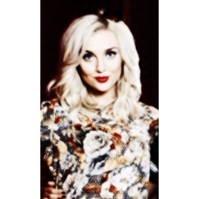 I FOLLOW YOU SO FOLLOW @pezzlinson AND RT THIS PLEASE https://t.co/QcWdk5ylkv