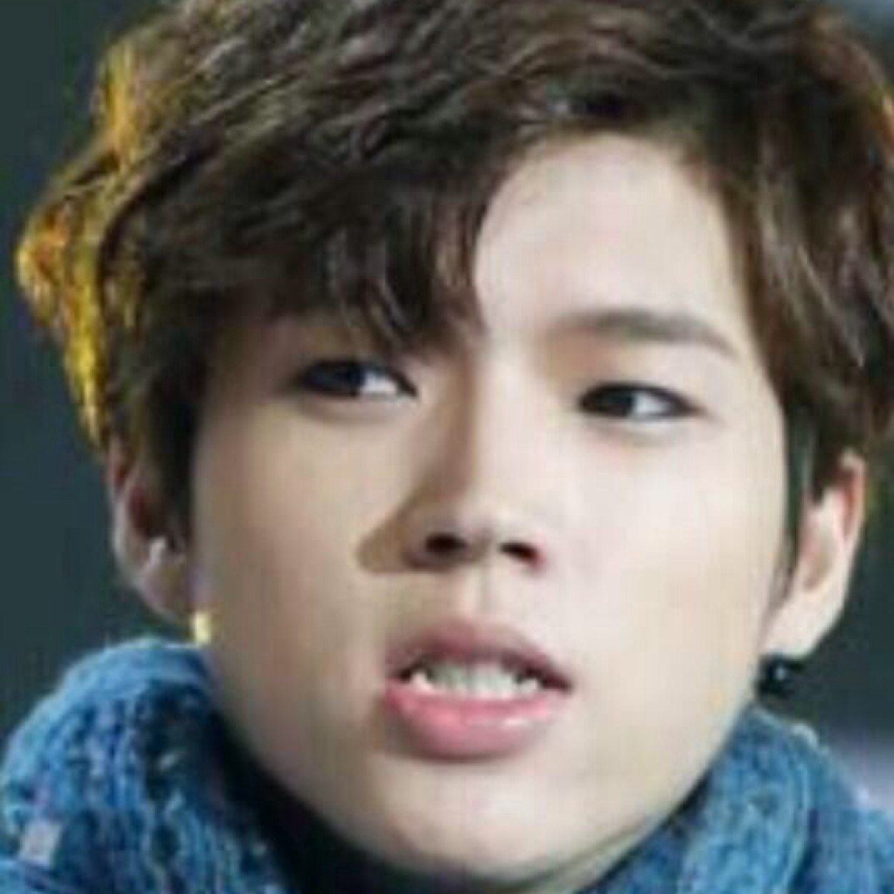 Infinite~ I love woohyun.......'s lower canines
Hiatus for a while~