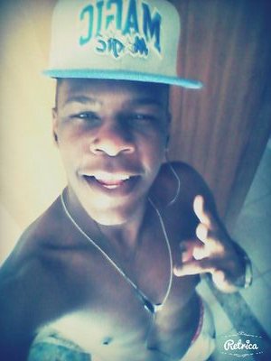 Pagodeiro 
Flamenguista ⚫
Deus acima de tudo ! ☝
Instagram :  @negrithin96