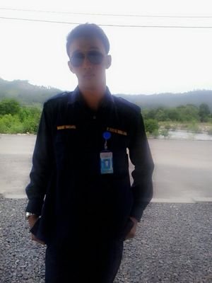 hidup perlu di syukuri n dbawa enjoy bos :)