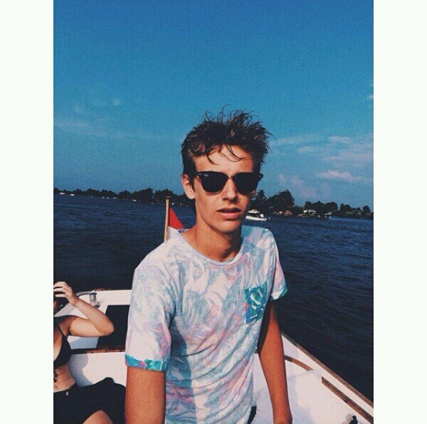 IamNils_x's profile picture. [ Nils van Dam ] - 15 jaartjes - #DontJudgeMe #AProudBoy - Love Music , Its just a way of life ♧ // A'dam