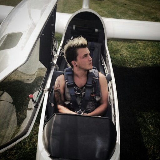 UK, International Session Drummer and Songwriter. Currently working with @samcallahan601 (Parody|roleplay|NOT THE REAL JOSH)