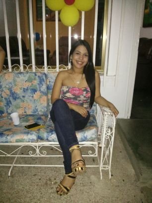 Estudiante de Administración de Empresa ..!   Valora a quien te hace vivir, quiere a quien te hace reir y ama a quien te hace feliz..