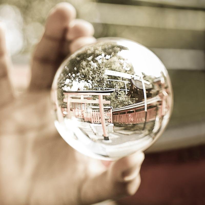 capslockk0's profile picture. küçük insanların büyük sözleri. FAN SAYFASIDIR.