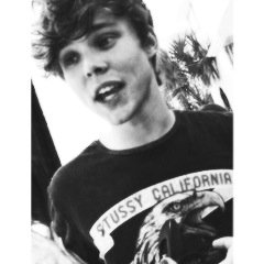 Acc dedicated to Ashton 
Follow my michael luke and calum ones
@toxikmichael @toxikluke @toxikcalum