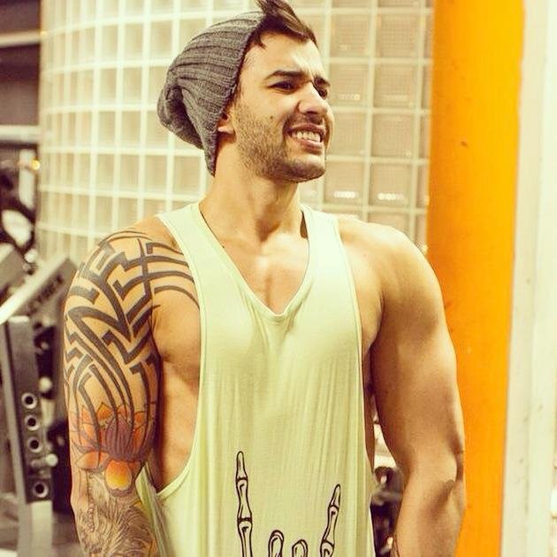 eu amo o @Gusttavo_Lima se Deus quizer um dia eu ainda irei o conhecer. eu sou a @Taty_gusttavete