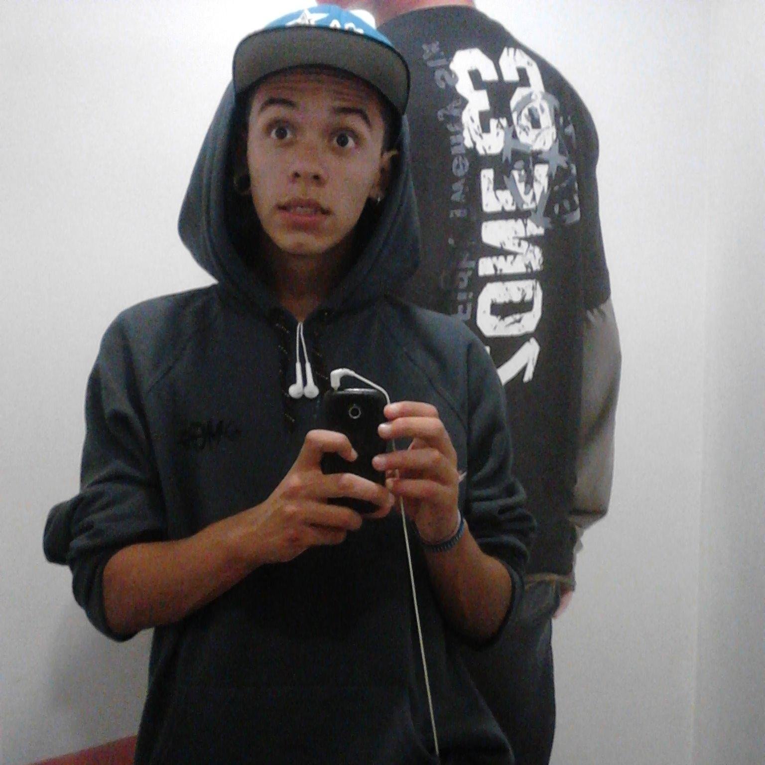 Meu amor , eu te amo mais que tudo , com você, tudo fica melhor . @anabeeatrizdias  ♥