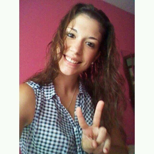 21. Futura Pedagoga en la Universidad de Murcia. Amante de las sonrisas y los niños ♥  Las cosas cambian y tu tienes que aprender a cambiar con ellas..☀
