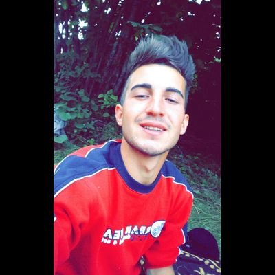 Si mi sonrisa mostrara el fondo de mi alma, mucha gente al verme sonreír lloraría conmigo.Búscatela con cabeza, que tetas tienen todas. inma te quiereee