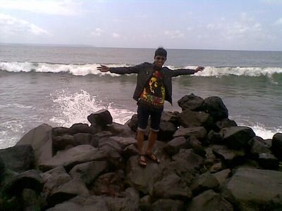 hidup hanya sekali,maka buatlah hidup jadi brarti..