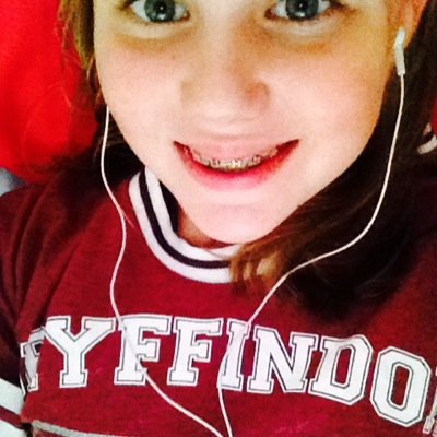 shannontheobal2's profile picture. 