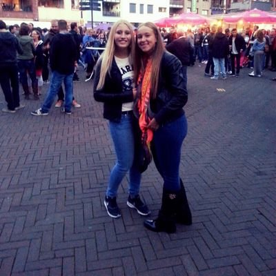 Insta;@IrisBlondx °Volleybalster♡° E-L °
