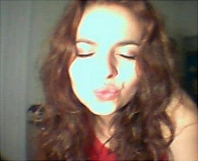 AndreaMenacho's profile picture. 