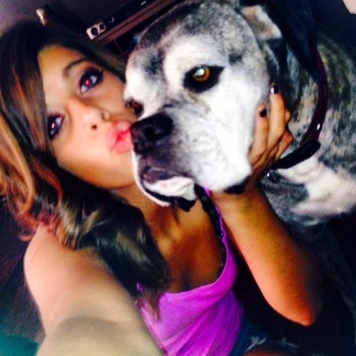 HelloBayyBayy's profile picture. I love thad brown.