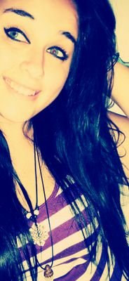 As soon go kindle fire with snow, as seek to quench the fire of love with words. -William Shakespeare♡