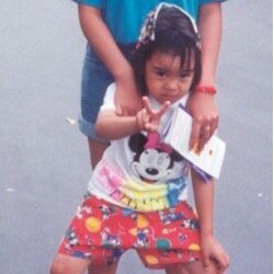 roezmahree's profile picture. tweeting into the void