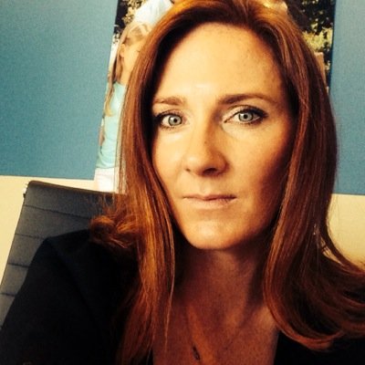 Social media junkie, real estate lover, foodie, eternal student, twin mommy!