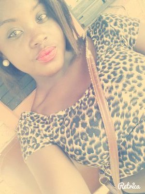 - i rather be rich then famous✌ follow me