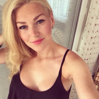 Pernille, 21