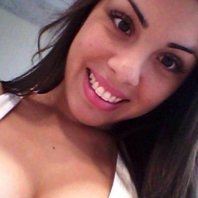 Rocker, orgullosamente poblana, raver, electronica, fashionosta y periodista en formación. Corresponsal en @lasillarota