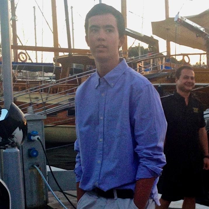 troopintroojlew's profile picture. 