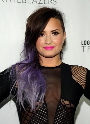 Secret name Grace•13•self harm•Demi Lovato 3