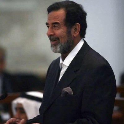 لا اله الا الله وحده لاشريك له الملك وله الحمد وهو على كل شىء قدير