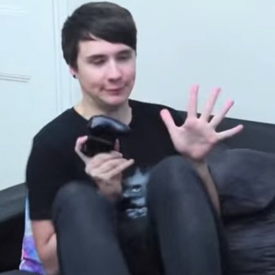 Hey please follow @dan_phil_ she follows back :)