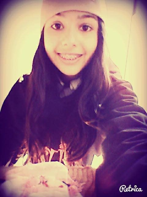 Amo futebol, amo dançar, amo escutar musicas e sou gremista de coração :D
