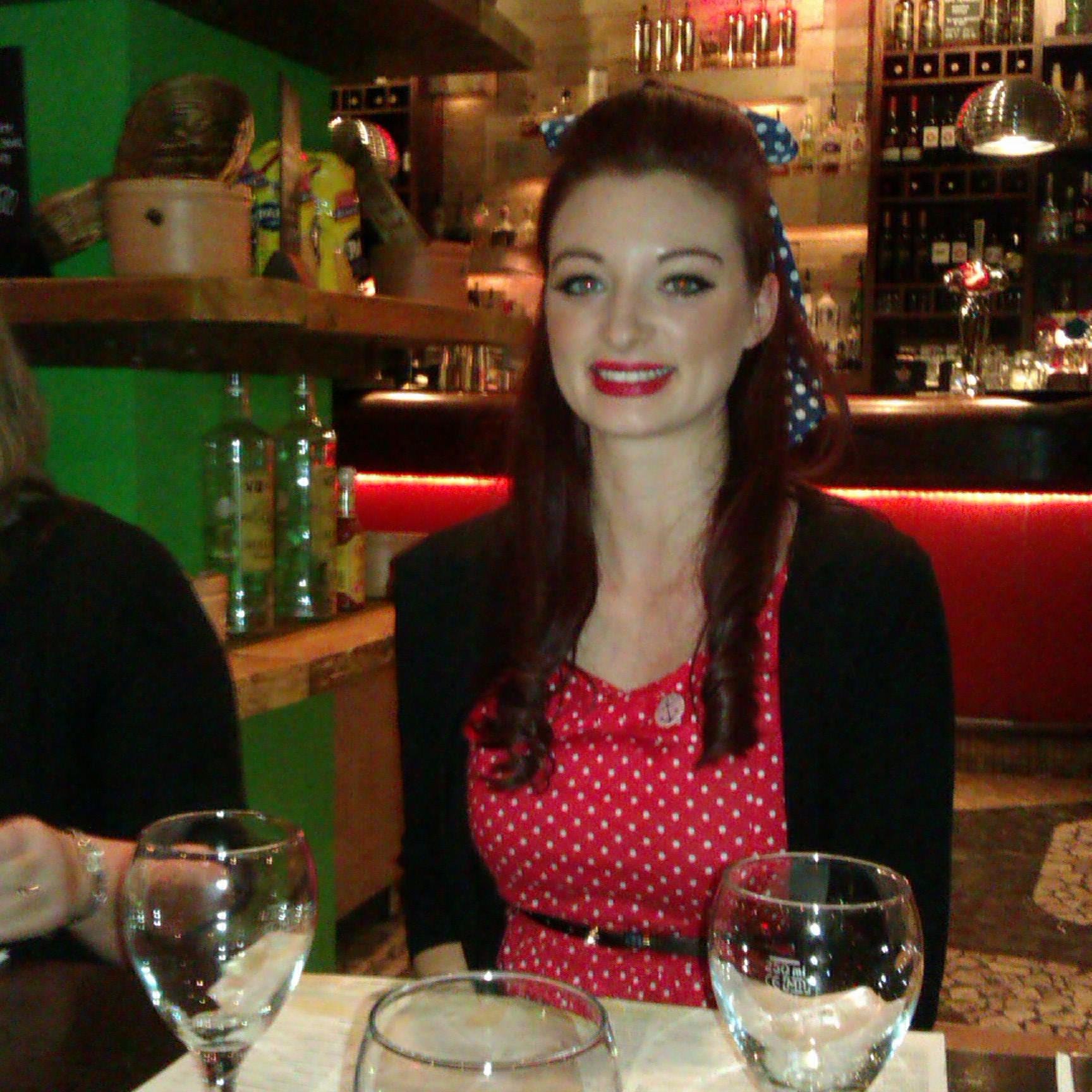 CarlieTotts's profile picture. 