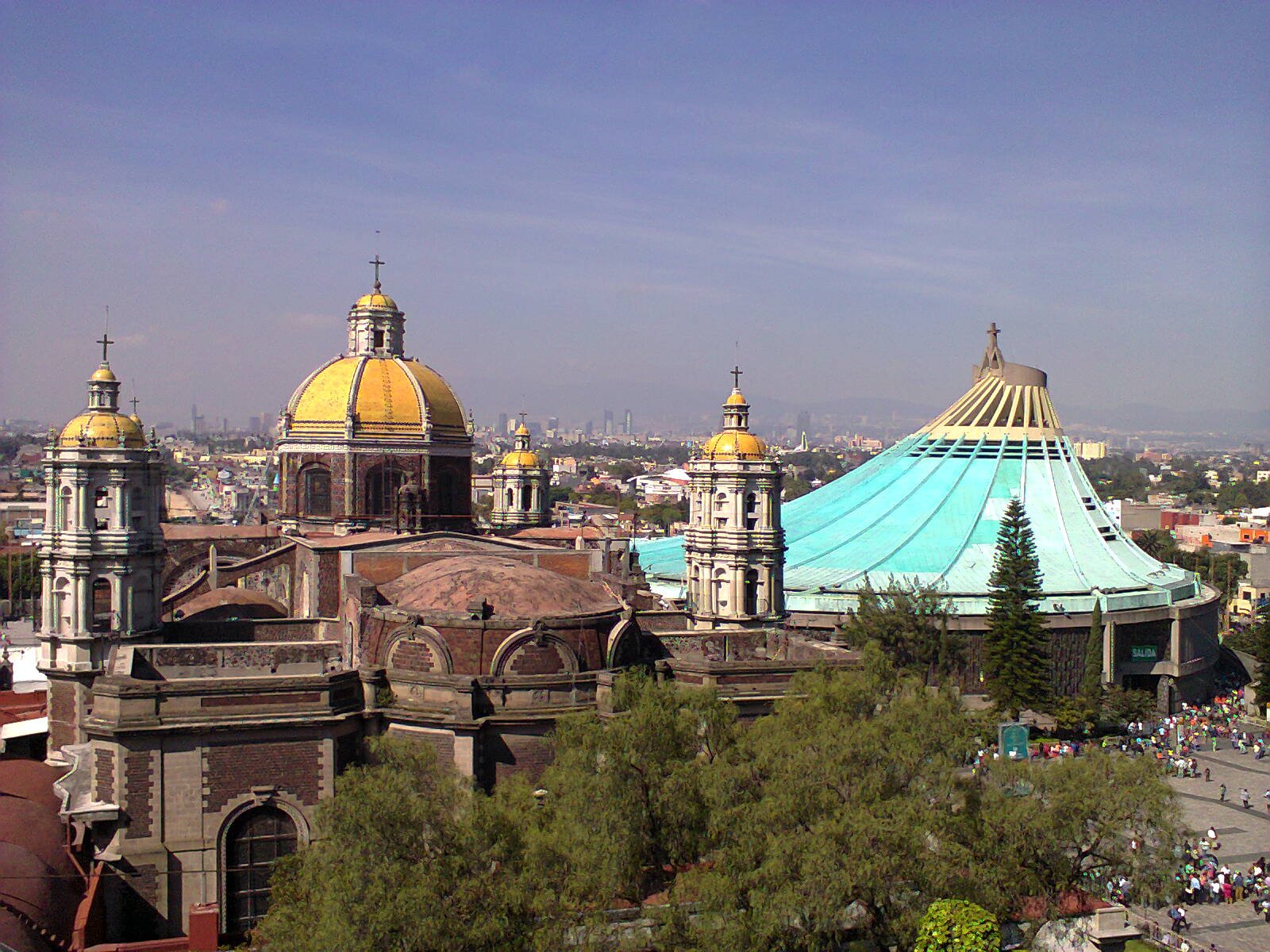 mrroxypop's profile picture. 