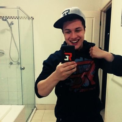 lightninspeed16's profile picture. I am a Super Saiyan