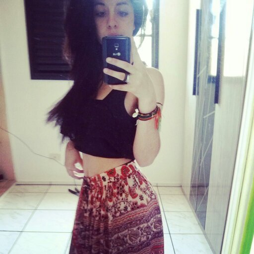 -  ♡  ♡ ☮ ♀♀