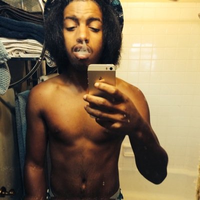 TyrellYoung_'s profile picture. If you trip let the true color drip