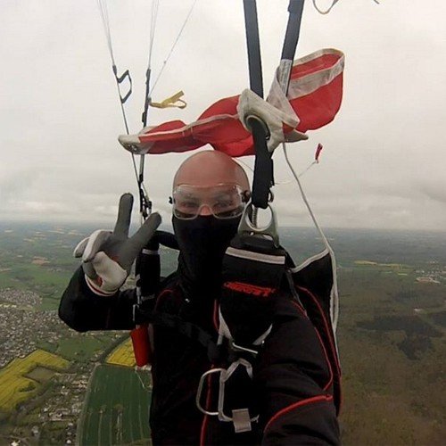 Selorbis's profile picture. Developer #homeautomation #iot #skydive #paragliding #scubadiving