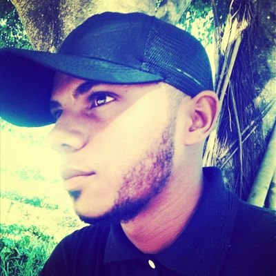 no soy perfecto, pero trabajo para hacerlo
by:carlosjr peña